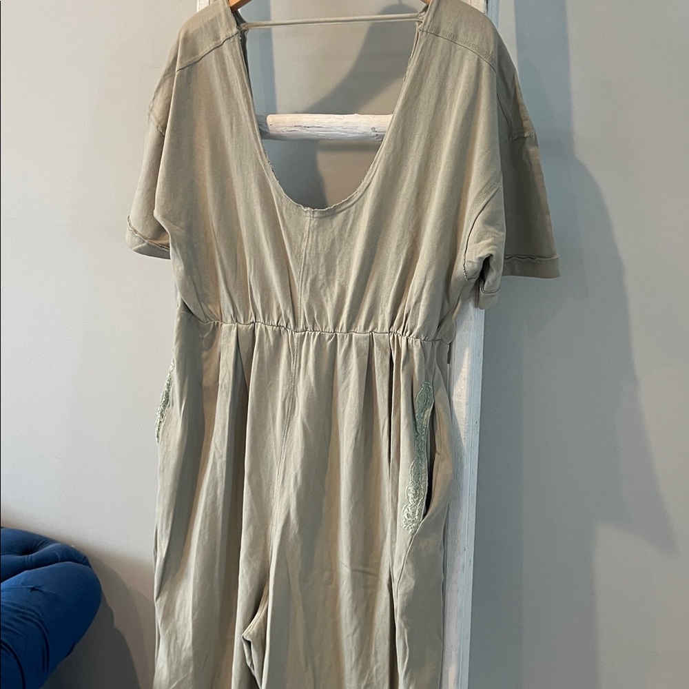 Free People Good Side Light Sage Scoop-Neck Jumpsuit size
Large - Picture 7 of 13